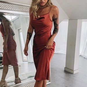 COPY - Silky rust colored slip on Midi dress